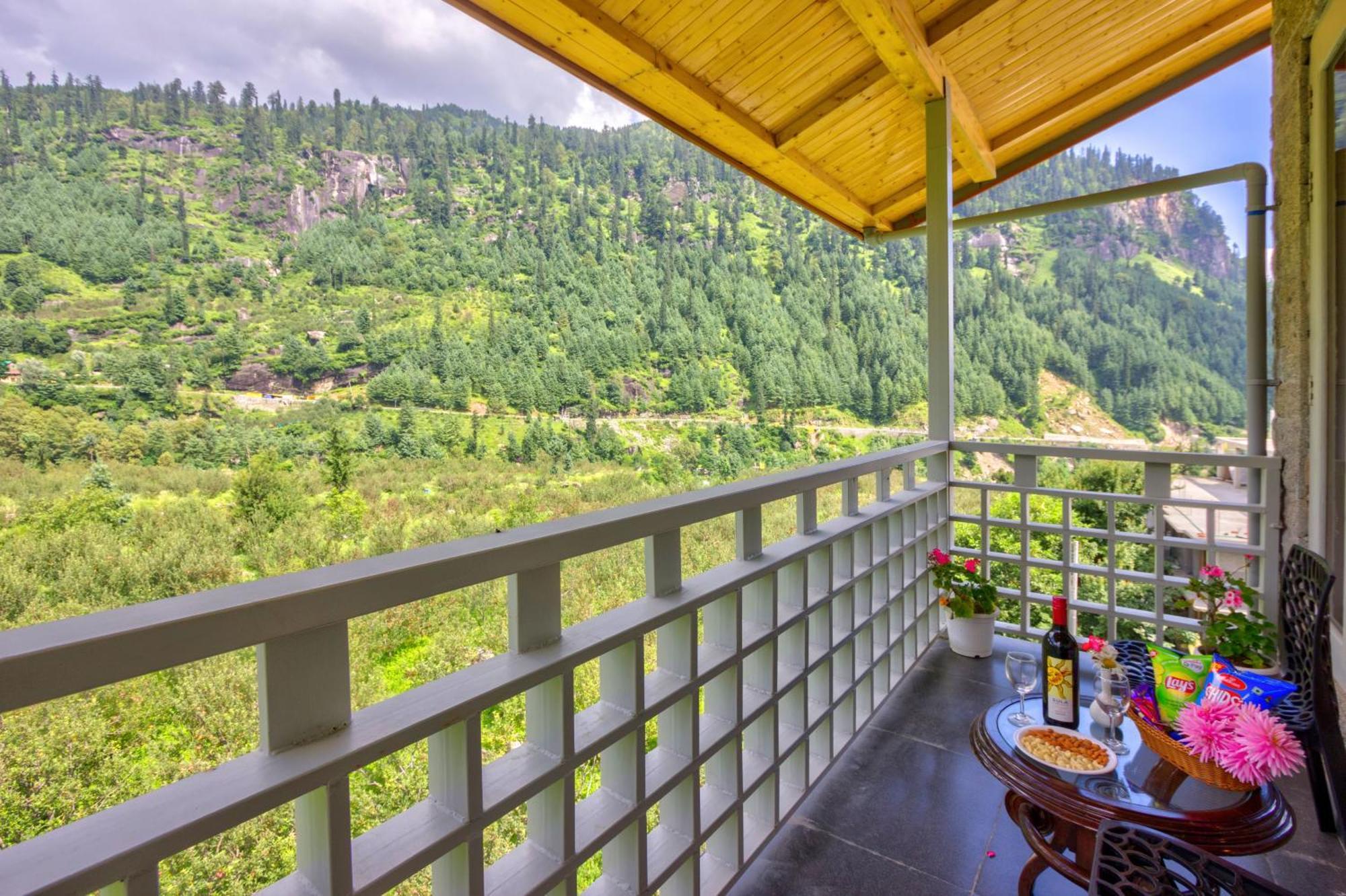 La Aero Resort Home In Snow Mountains Manali  Exterior photo